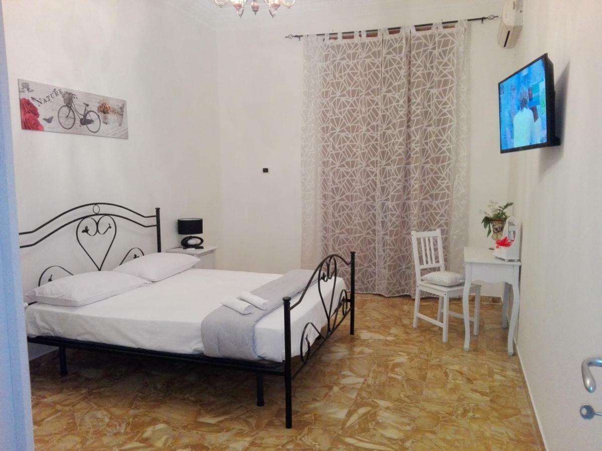 B&B Rosy Paola Bagian luar foto